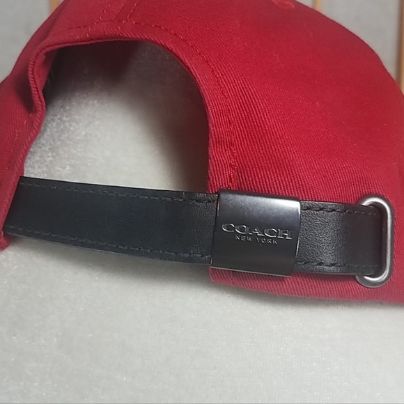 !LAST ONE! COACH Red Black Varsity C Baseball Hat - Picture 2 of 2